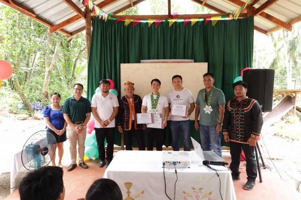 FSMMI also recognized the contributions of  DigiPlus Foundation and GameZone teams, volunteers, Y4C youth, social work interns from Saint Joseph College of Sindangan Inc., and members of the Paranglumba community who supported the project.
